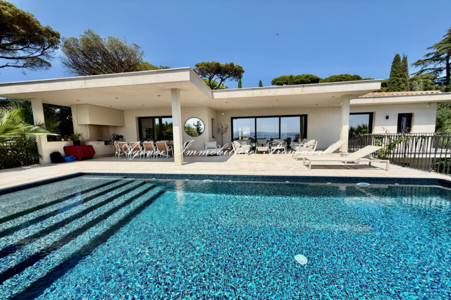 Maison à vendre à Sainte-Maxime — Vue mer — photo 5