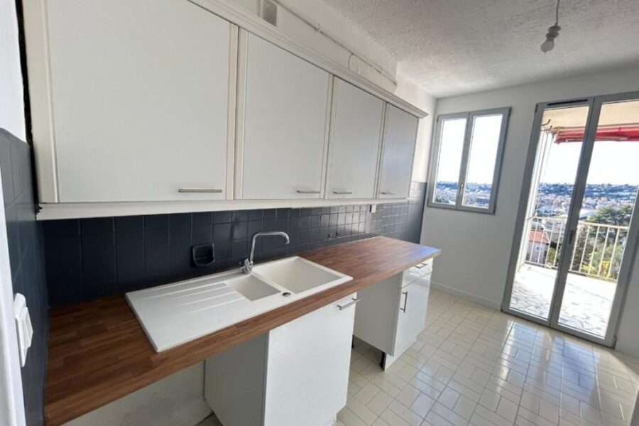 Appartement à louer à Nice