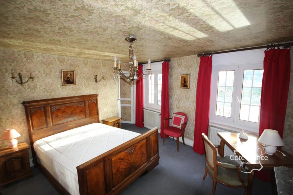 GIVET Maison de ville 3 chambres avec vue sur la Meuse, bel – 5 pièces – 3 chambres – 101 m²