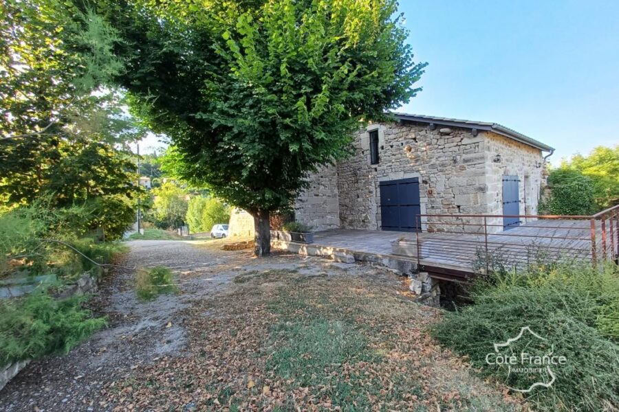 Maison à vendre à Mercuer