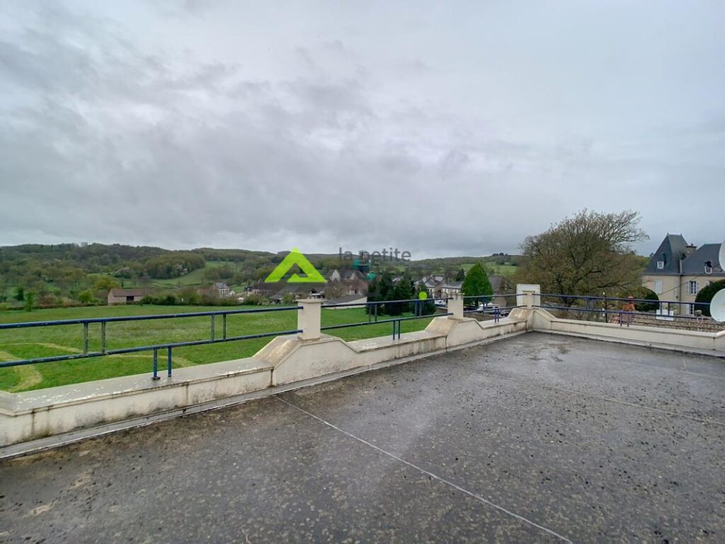 Maison de campagne dans charmant village – 5 pièces – 3 chambres – 110 m²