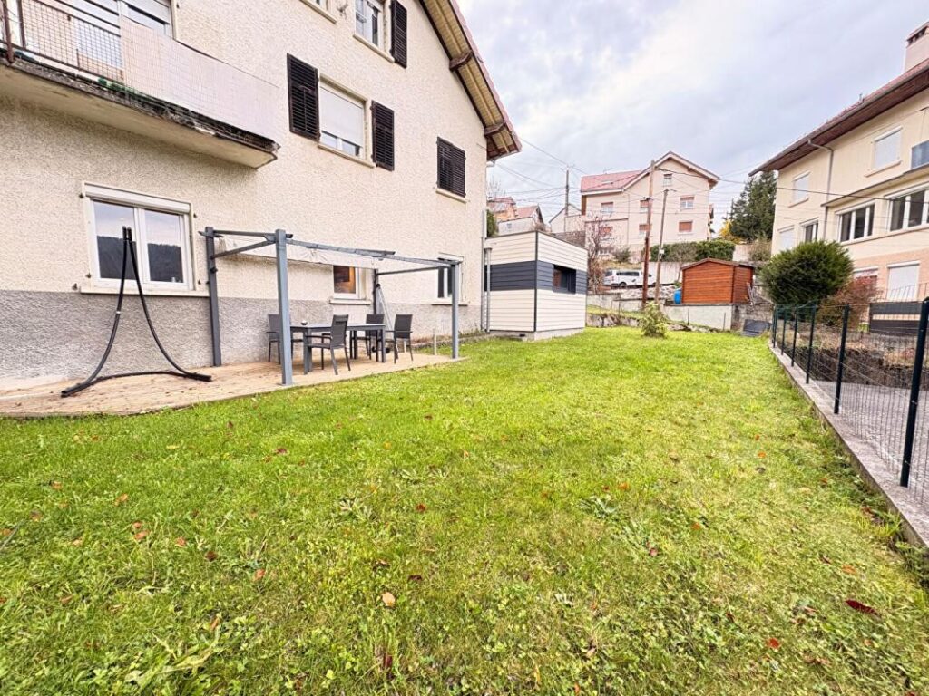 APPARTEMENT T5 DE 105 M2 À VILLERS-LE-LAC – 5 pièces – 3 chambres – 105 m²