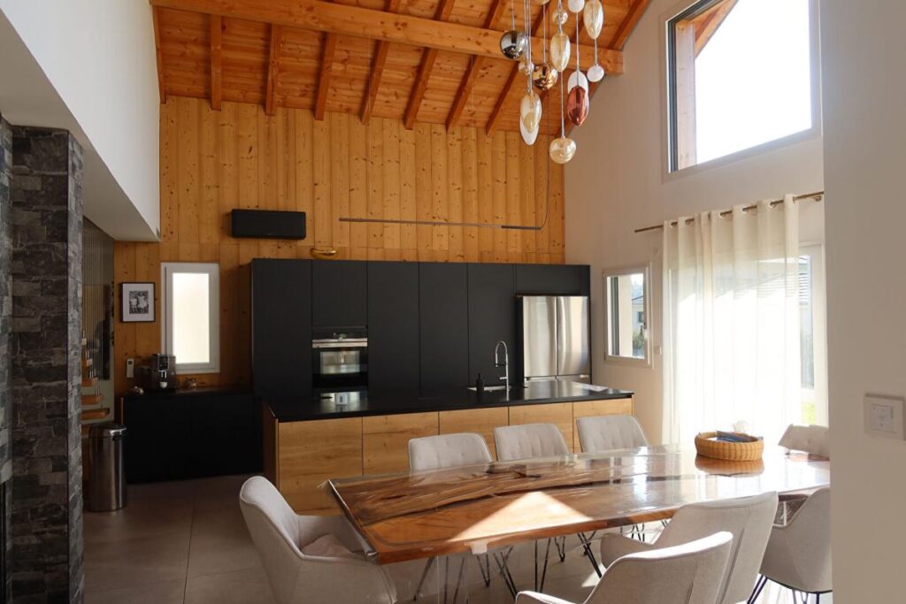 Maison d’architecte Besancon 185 m2 – 7 pièces – 4 chambres – 185 m²