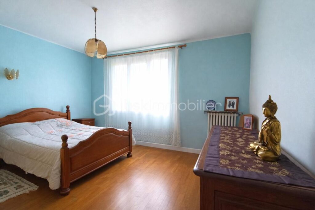 Aulnay Sud – Grande maison familiale 150 m² au pied du Canal de l’Ourcq – 7 pièces – 5 chambres – 150 m²