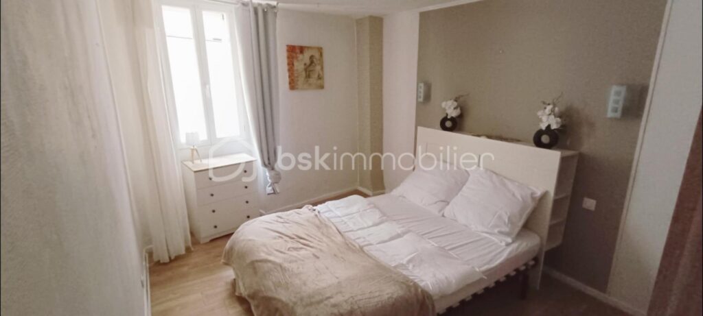 Maison de village 100 m² – 4 pièces – 3 chambres – 100 m²