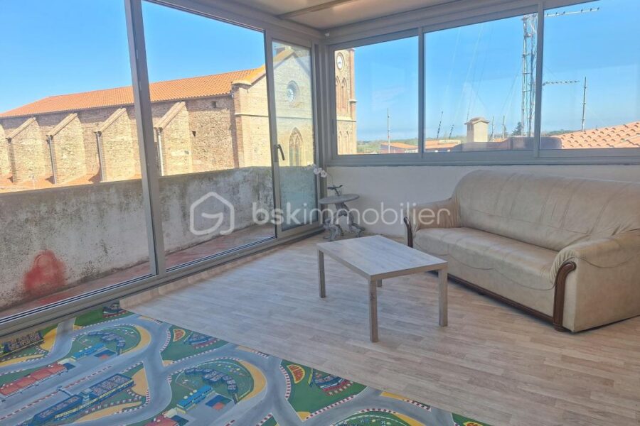 Maison à vendre à Pia