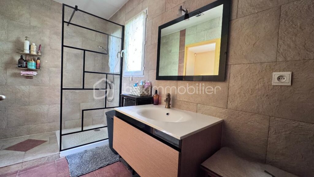 Achat d’une Maison familiale avec vue dominante sur la vallée – 4 pièces – 3 chambres – 119 m²