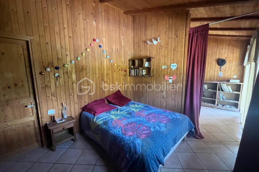 Maison à vendre à Chateauneuf de bordette