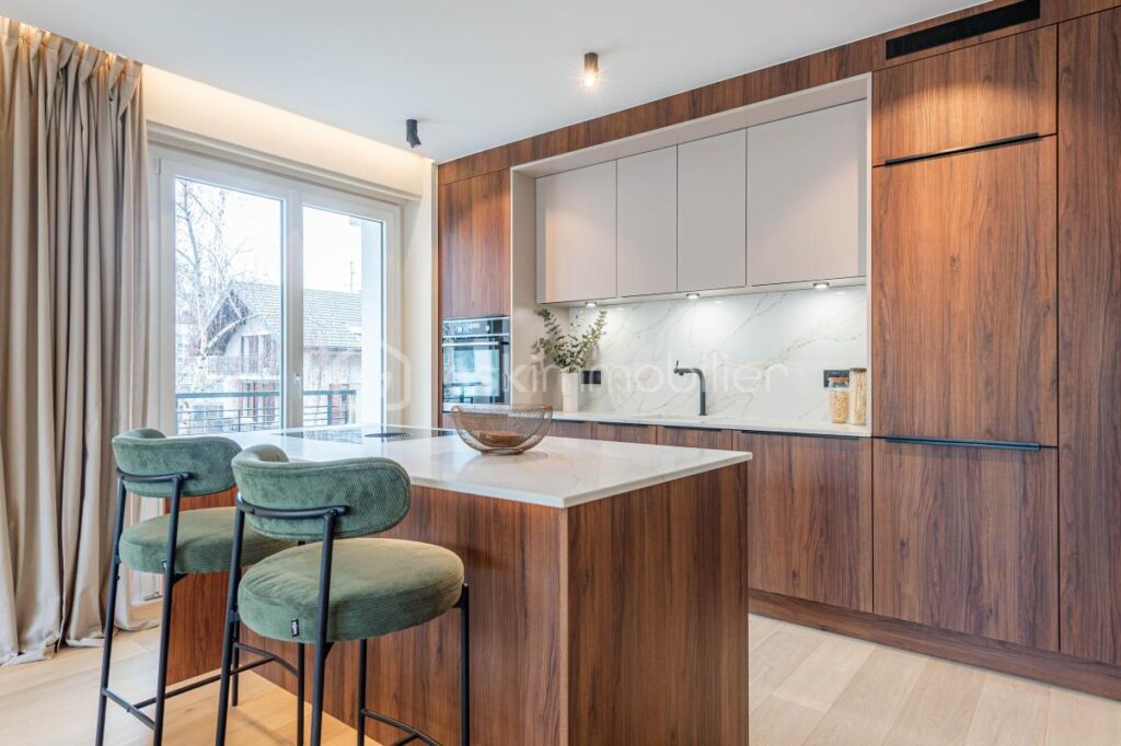 APPARTEMENT STANDING 100 M2 ANNECY PROCHE LAC – 3 pièces – 2 chambres – 100 m²