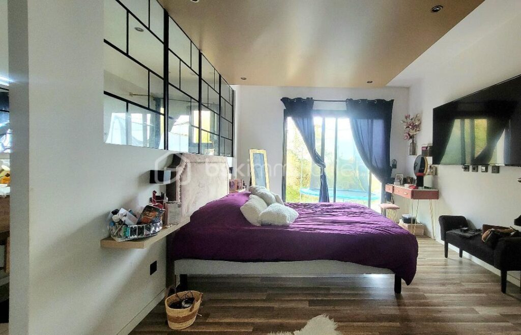 Splendide villa avec une vue imprenable – 10 pièces – 7 chambres – 310 m²