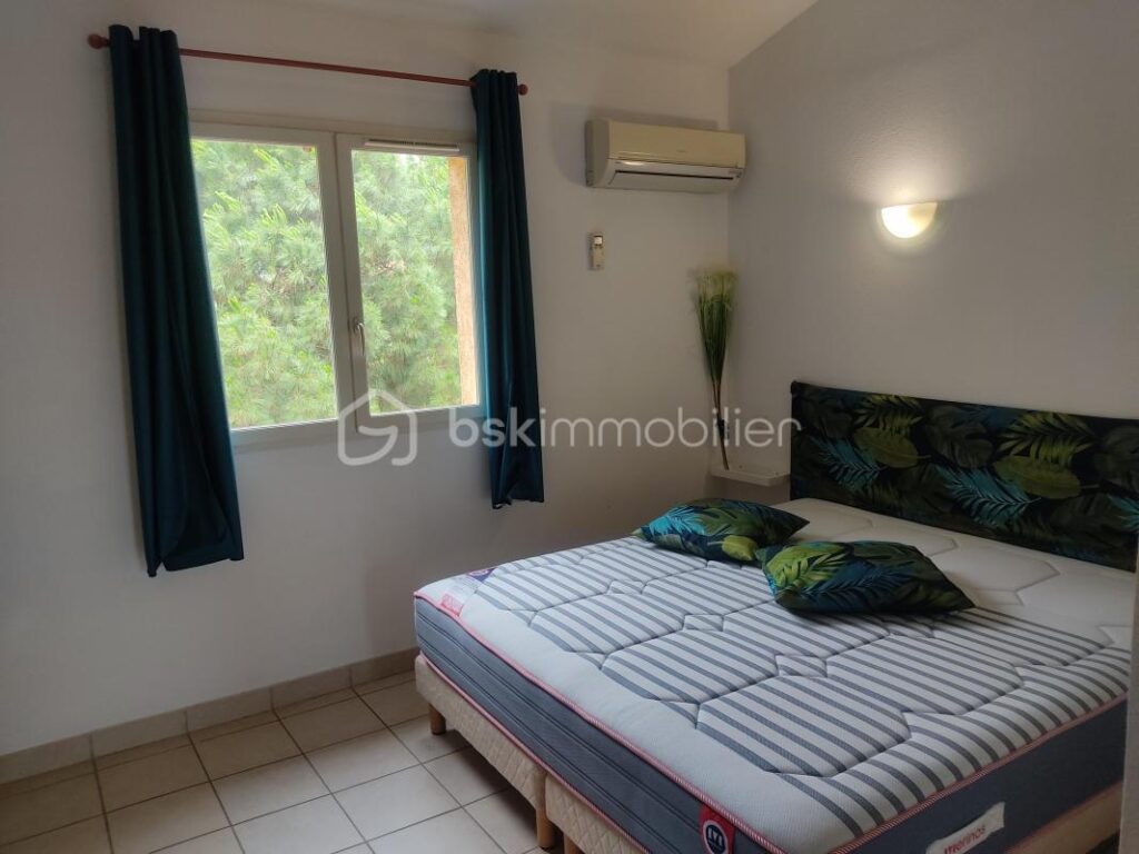 CANET – MALIBU VILLAGE DUPLEX MODERNE AVEC VUE SYMPA – UNE OPPORTUNITÉ EN OR ! – 4 pièces – 3 chambres – 72 m²