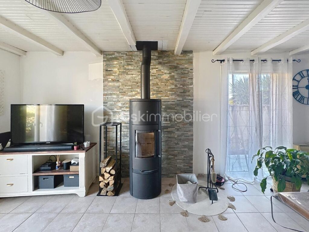 🔥 MAISON T4 90 m² + PISCINE + DOUBLE GARAGE – QUARTIER TRÈS RECHERCHÉ 🔥 – 4 pièces – 3 chambres – 90 m²