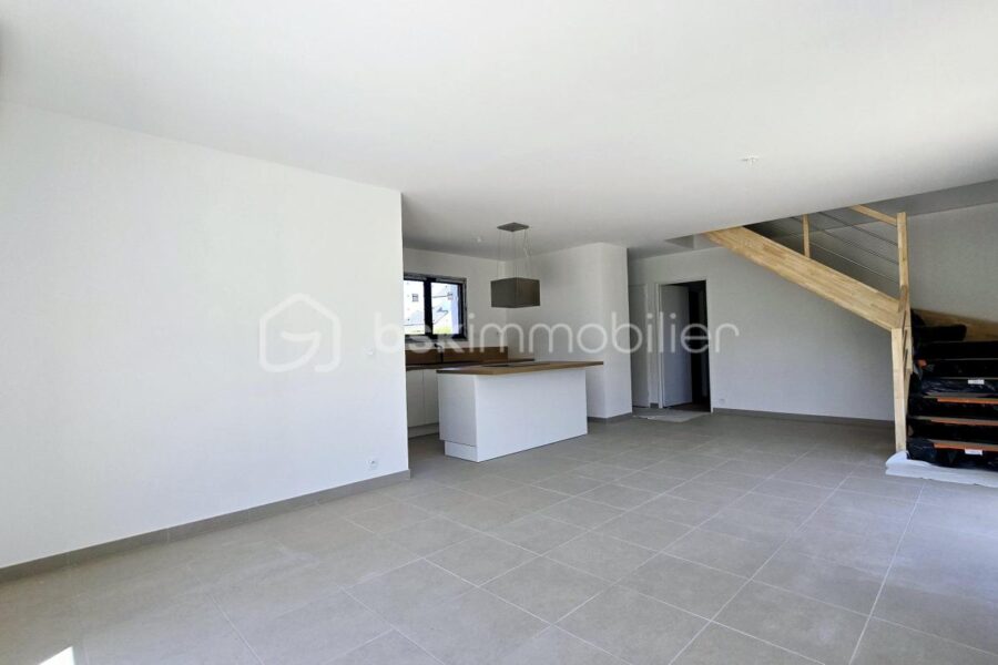 Maison à vendre à Bordes