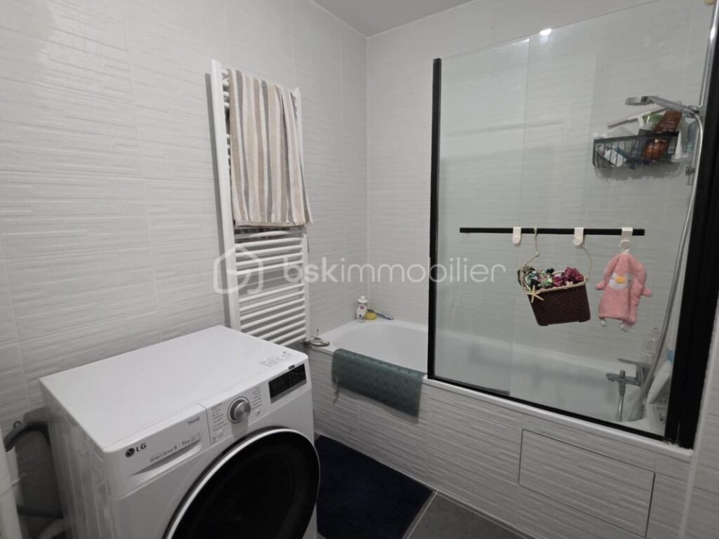 Exclusivité – Dernier étage – 3 pièces – 3 pièces – 2 chambres – 56 m²