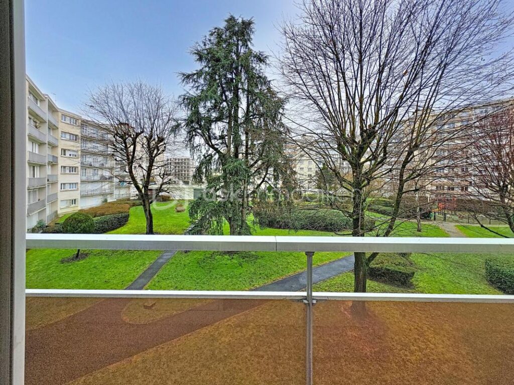 Bel appartement 5 pièces de 97m² – 5 pièces – 3 chambres – 96 m²