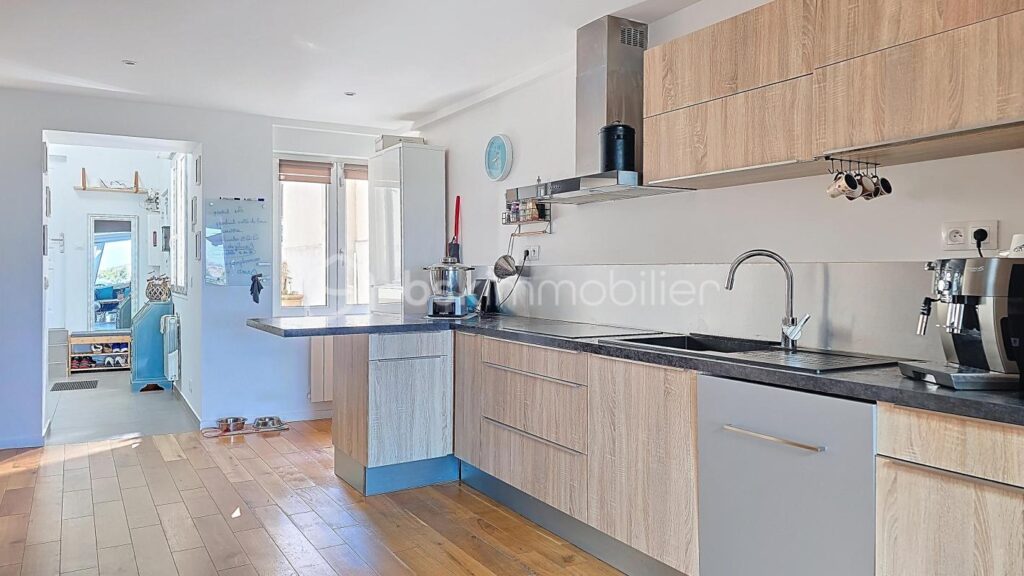 ✨Maison familiale rénovée. Confort et douceur de vivre✨ – 6 pièces – 4 chambres – 123 m²