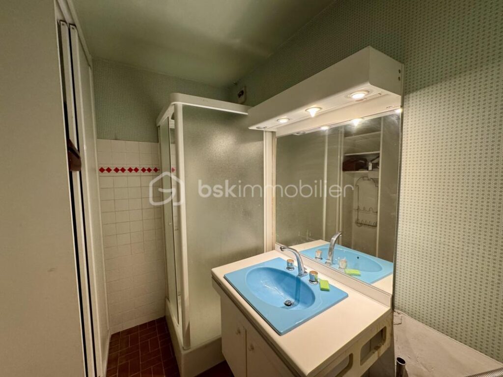 Grand appartement 4 chambres / Fort potentiel – 5 pièces – 4 chambres – 118 m²