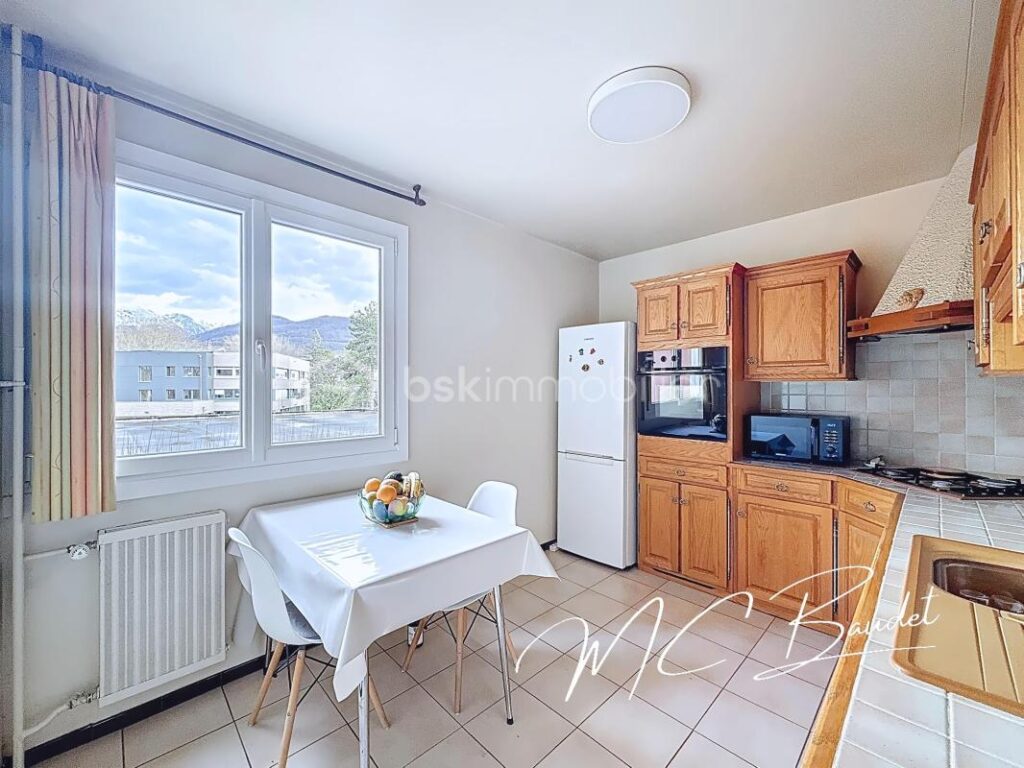 A découvrir, bel appartement T4 dans résidence familiale limite Eybens – 4 pièces – 2 chambres – 72 m²