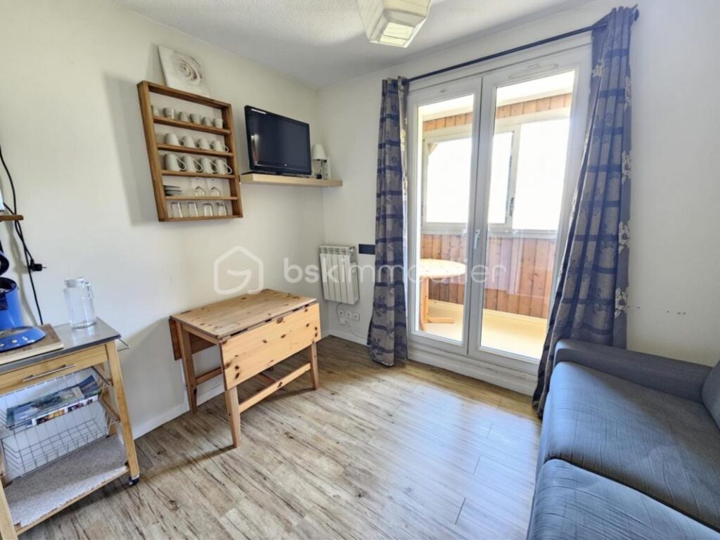 Studio Cabine 20m² avec Balcon et Vue Montagne – Le Seignus (Allos) – 1 pièce – NR chambres – 20 m²