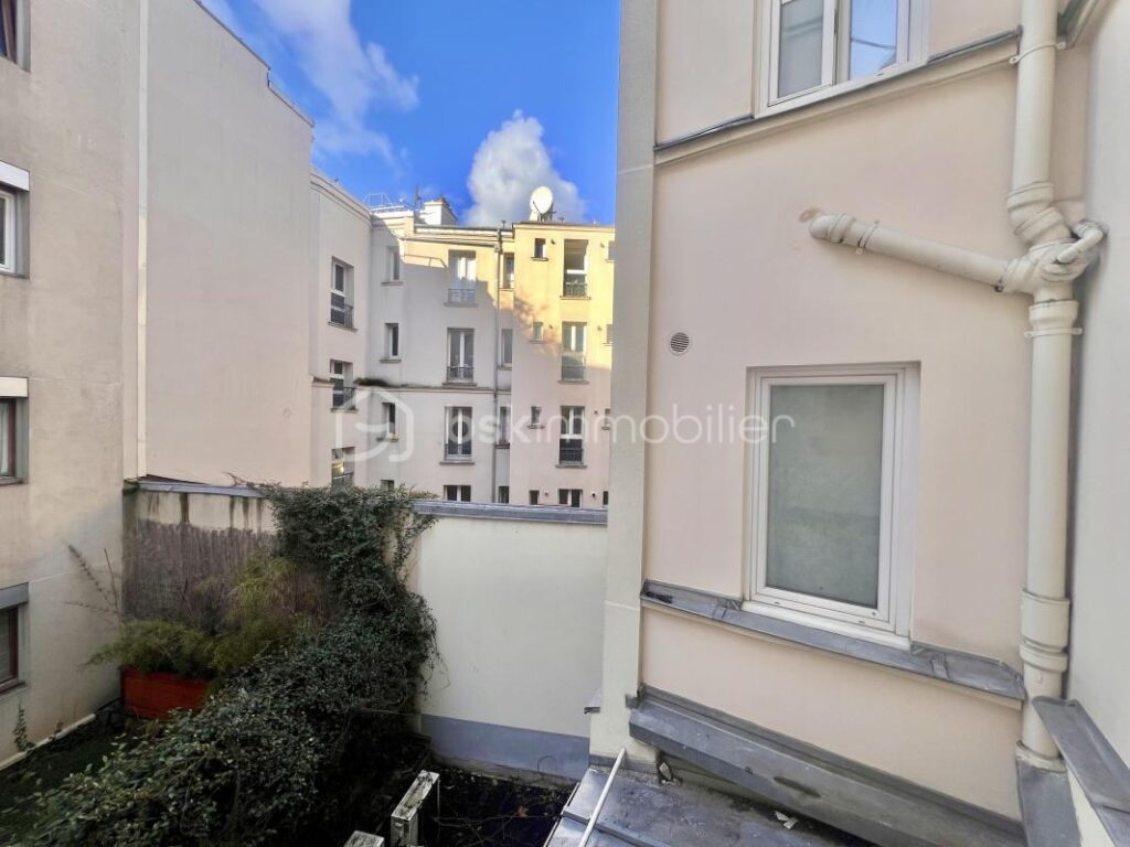 T2 de 43 m2 au 2ème étage sans ascenseur – RUE DE CRIMEE – Paris XIXème – 2 pièces – 1 chambre – 42 m²