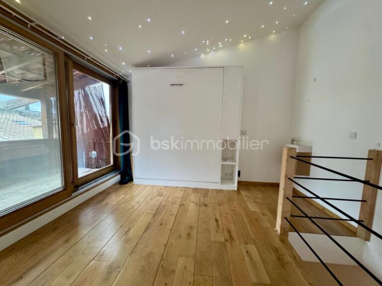 Charmante maison de village de 80 m2 2 chambres, terrasse et dressing – 3 pièces – 2 chambres – 80 m²