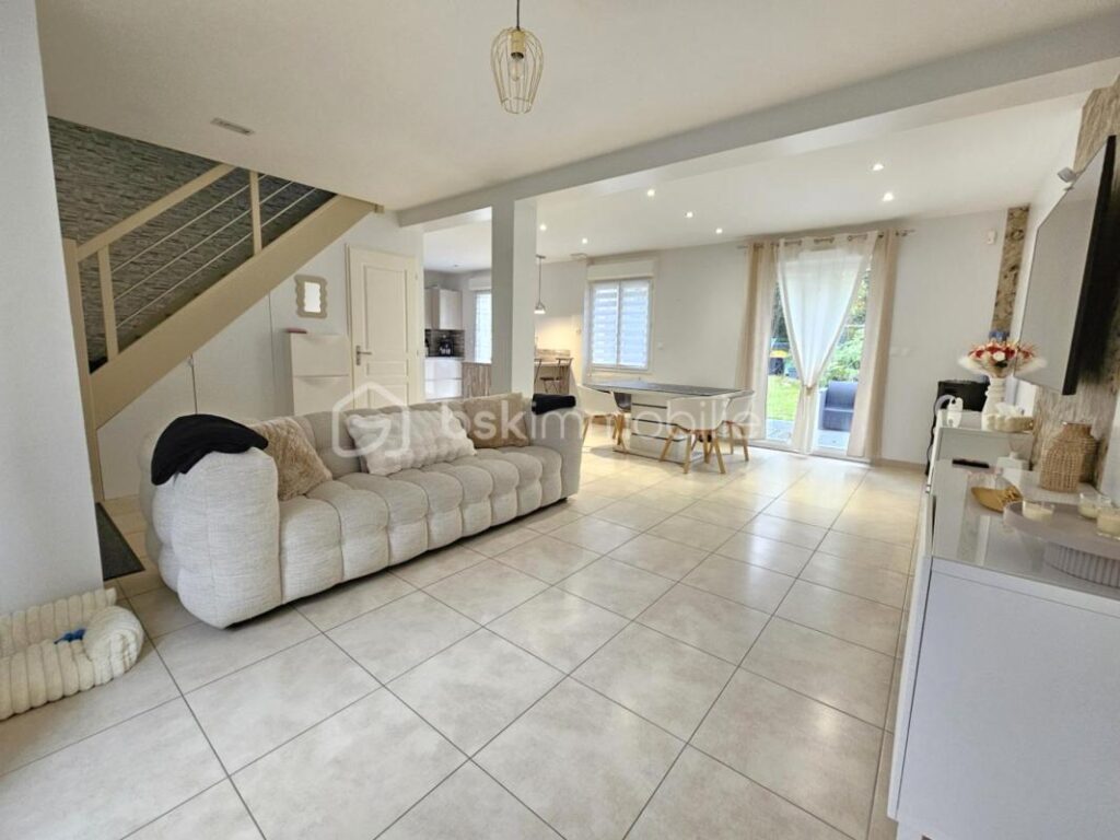 Pavillon 6 pièces non mitoyen 4 chambres jardin SUD 450m² DPE C – 6 pièces – 4 chambres – 100 m²