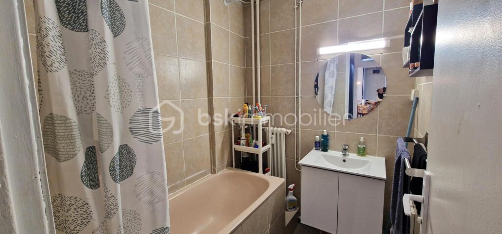 Nice Nord Appartement a vendre 3 pièces – Étage élevé, vue dégagée Ouest – 3 pièces – 2 chambres – 57 m²