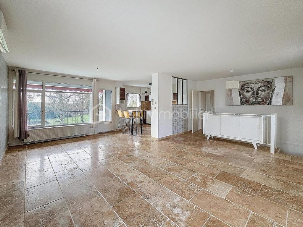 Belle et lumineuse maison 5 pièces 110,41m2 sur un terrain de 565m2 – 5 pièces – 4 chambres – 110 m²