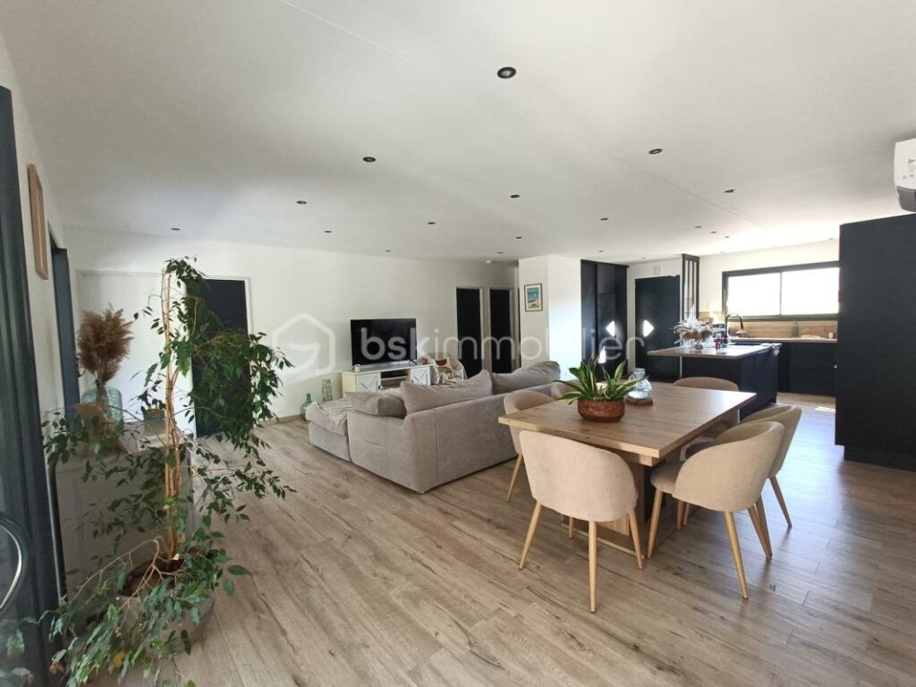 Superbe maison de plain-pied sous garantie décennale – 5 pièces – 4 chambres – 121 m²