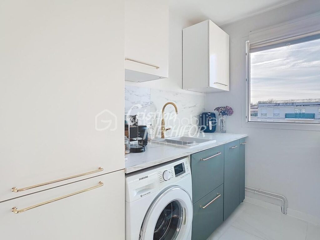 🏡 À Montévrain – Superbe F3 au Dernier étage avec Balcon, 2 places de Parking et Cave – Quartier du Parc des Frênes – 3 pièces – 2 chambres – 62 m²