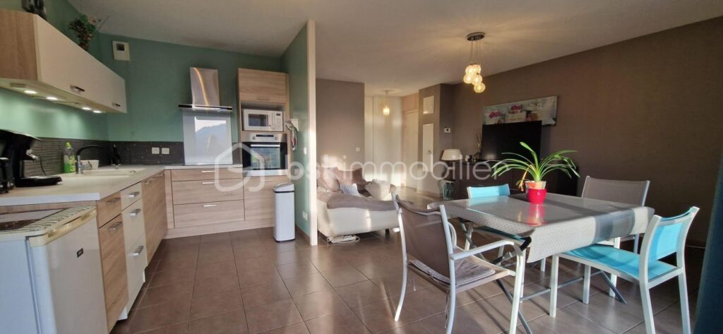 LUMINEUX T3 SANS VIS-À-VIS – 3 pièces – 2 chambres – 66 m²