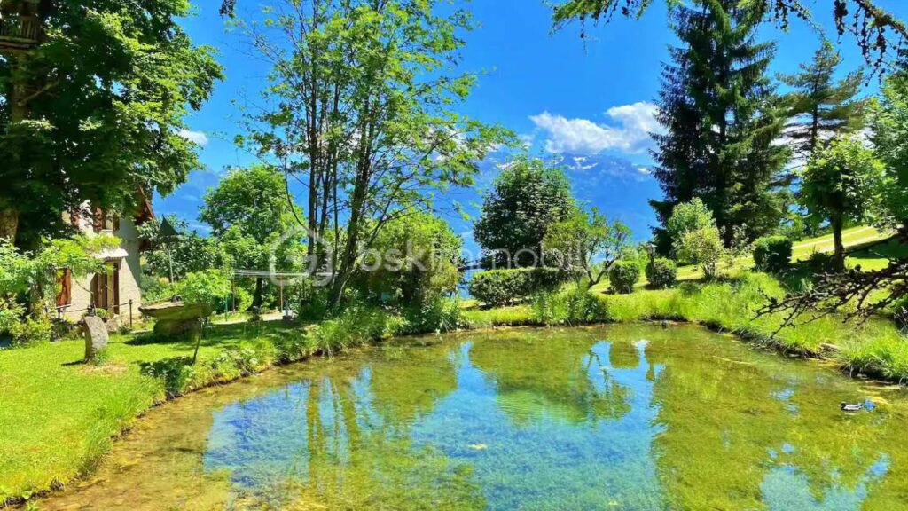 Magnifique maison de 138 m² sur une parcelle de 11680 ² – 6 pièces – 5 chambres – 138 m²