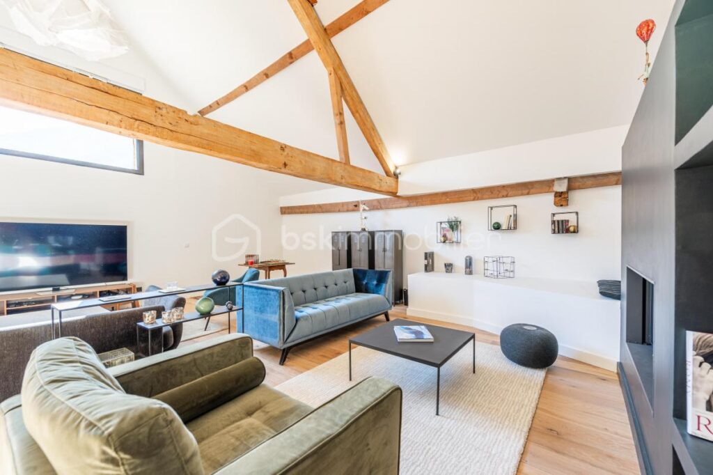 SUPERBE VILLA D ARCHITECTE SAINT JORIOZ / LAC ANNECY VUE LAC – 8 pièces – 6 chambres – 358 m²