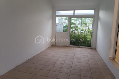 Maison F4 de 74m² à Grand Canal – 4 pièces – 3 chambres – 74 m²
