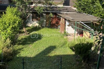 MAISON FAMILIALE DE 92 M2 SUR UN SOUS SOL TOTAL DE 53 M2, AVEC JARDIN – SECTEUR RECHERCHE – 5 pièces – 3 chambres – 92 m²