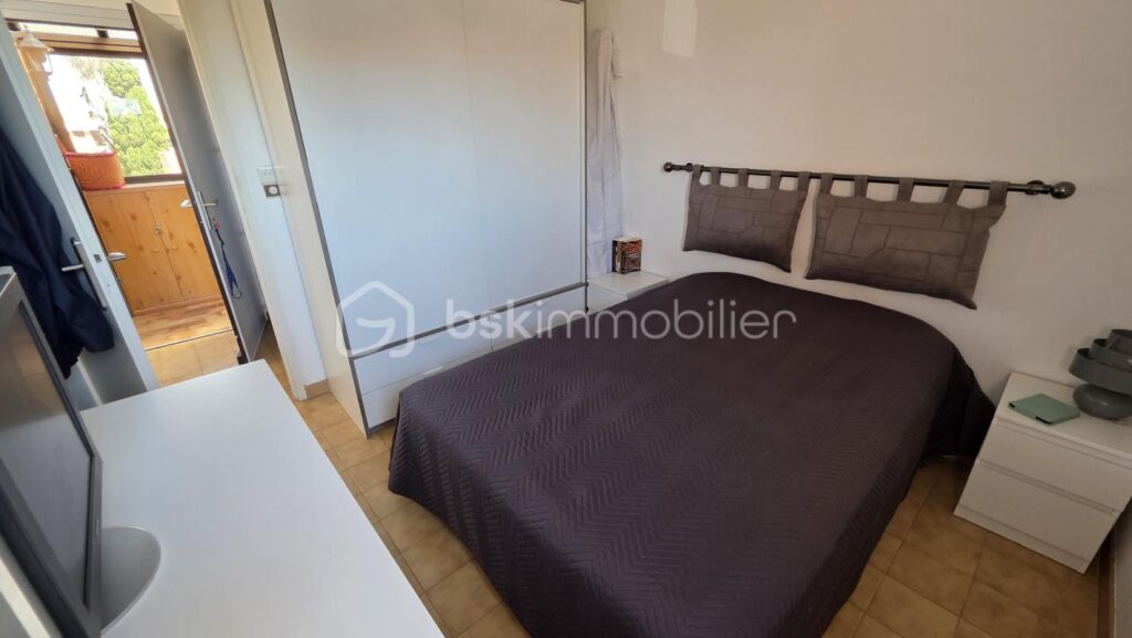 EXCLUSIVITÉ – 2 pièces naturiste vue dégagée à Leucate (11) – 2 pièces – 1 chambre – 25 m²