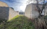 *** TERRAIN CONSTRUCTIBLE ET VIABILISE *** – NR pièces – NR chambres – 886 m²