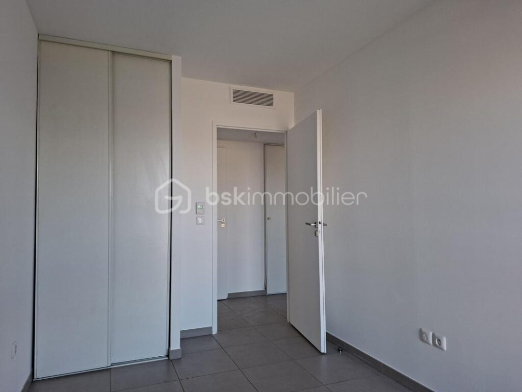 Vivez le rêve marseillais : Un havre urbain au cœur du 10e arrondissement – 3 pièces – 2 chambres – 52 m²