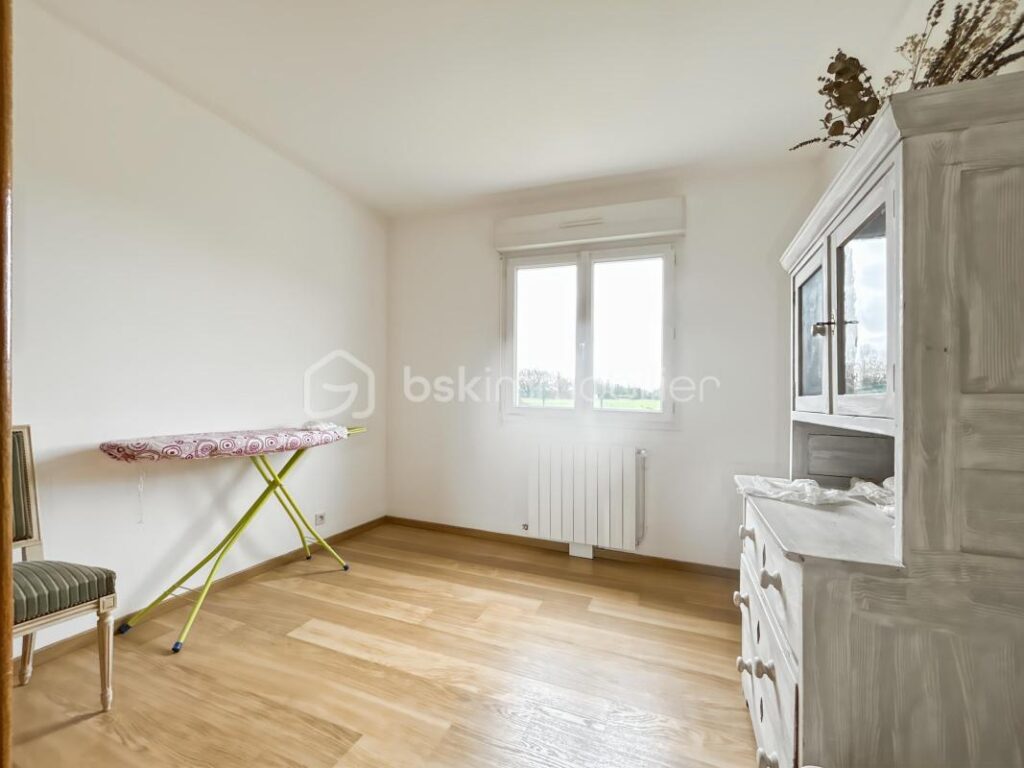 Maison 5 pièces de 93m2 à CUY (89140) – 5 pièces – 3 chambres – 93 m²