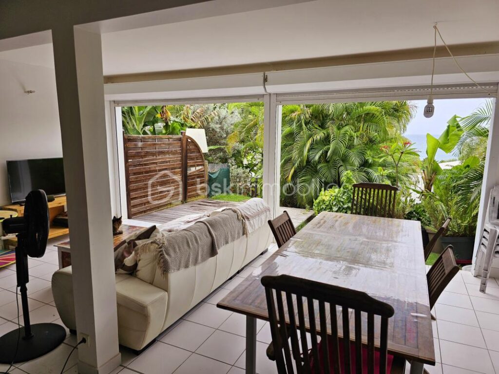 MAISON VUE MER 254 m2 – 8 pièces – 4 chambres – 254 m²