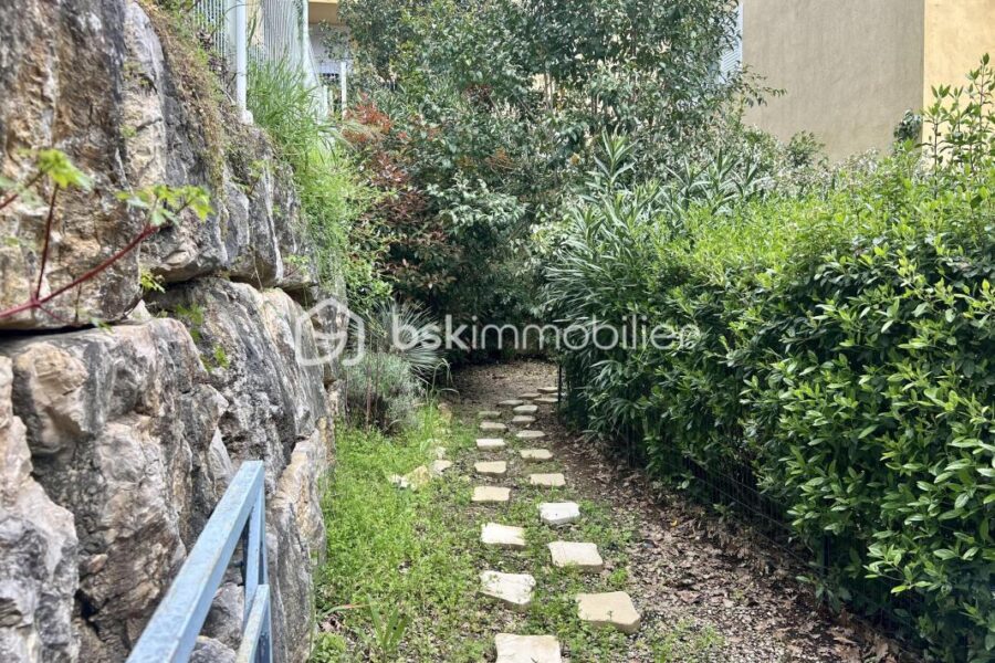Appartement à vendre à Callian