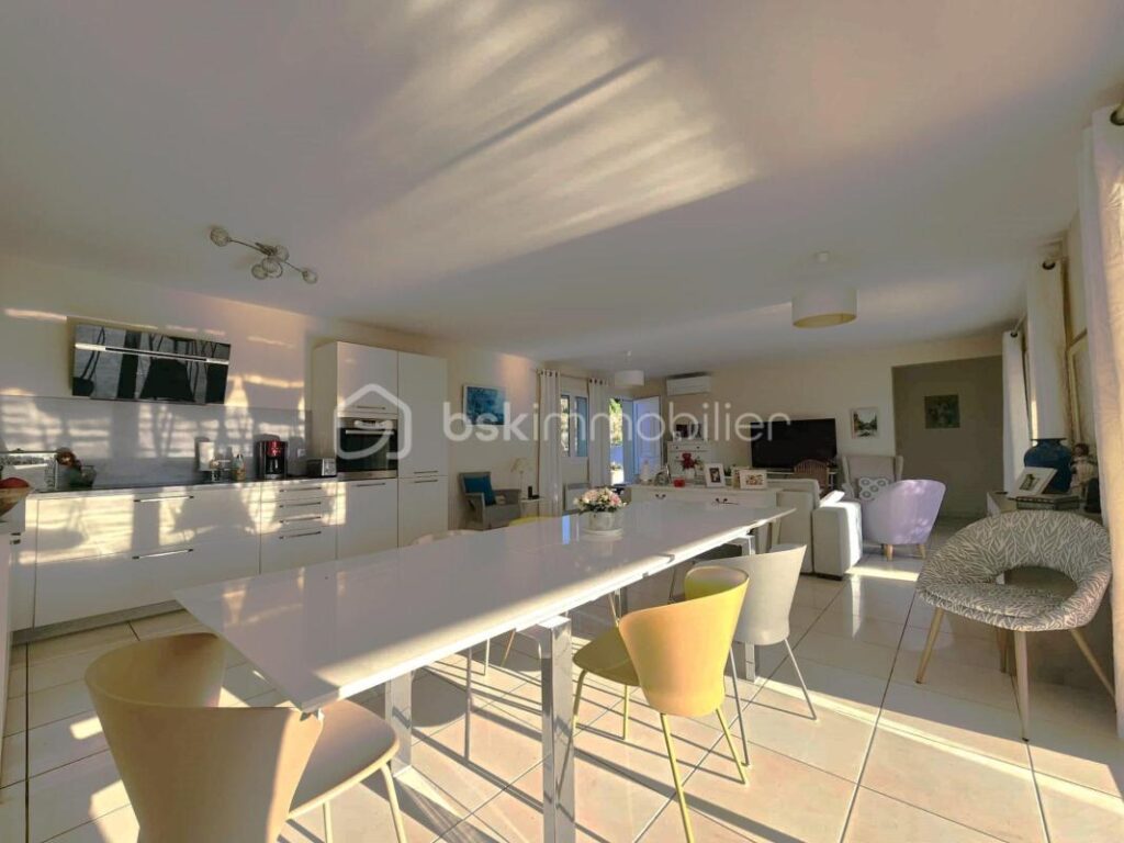 Superbe villa avec vue panoramique exceptionnelle – 5 pièces – 4 chambres – 149 m²