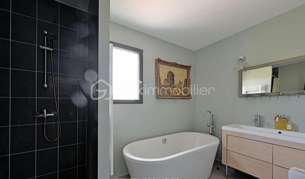 villa prestige – 6 pièces – 6 chambres – 182 m²