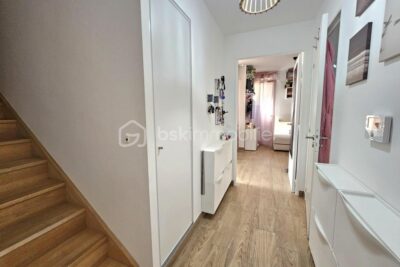 Appartement Duplex F3 2023 bord du canal 2 terrasses parking – 3 pièces – 2 chambres – 63 m²