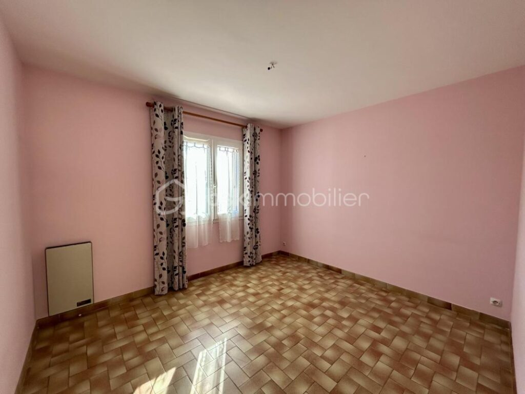 SOLLIES VILLE – CHARMANT PAVILLON T4 + TERRASSE + GARAGE – 4 pièces – 3 chambres – 91 m²