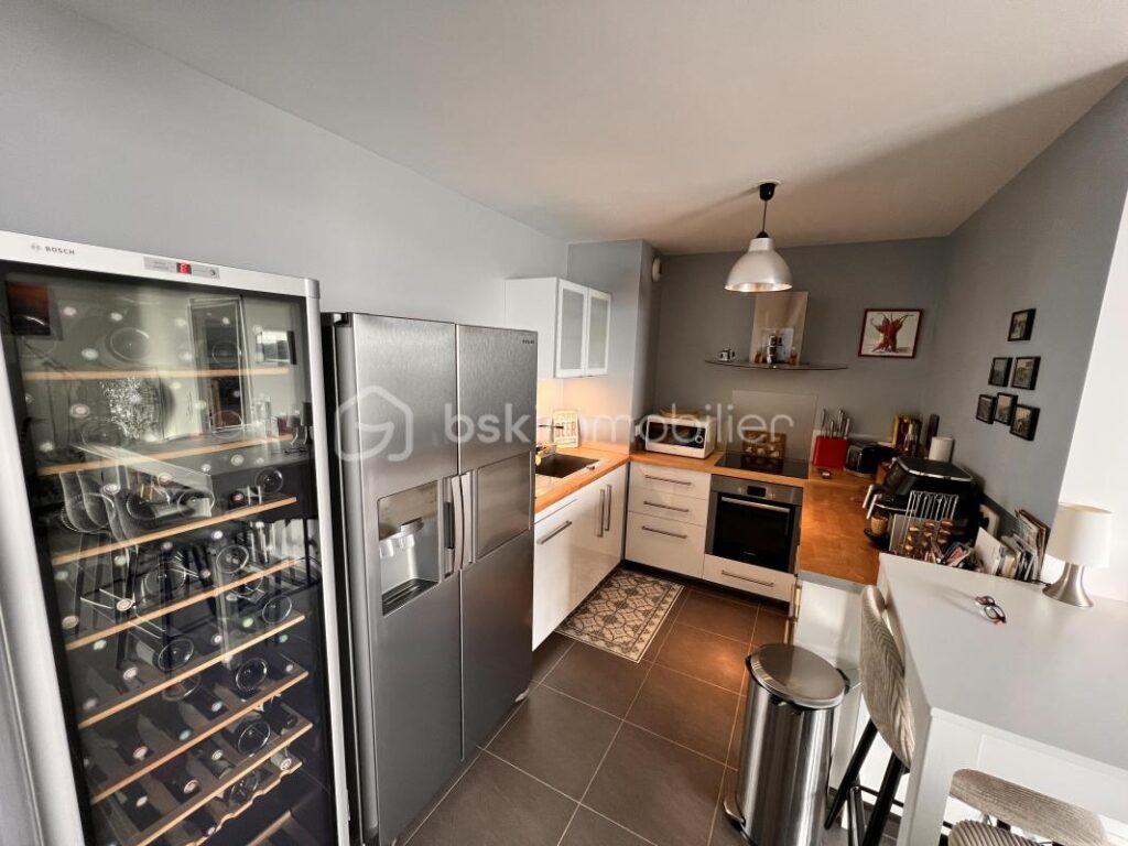 Appartement 4 Pièces 90 m2 – 4 pièces – 3 chambres – 88 m²