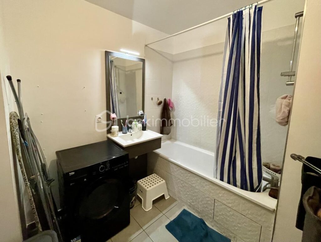 Investissement locatif proche de la gare – 3 pièces – 2 chambres – 62 m²