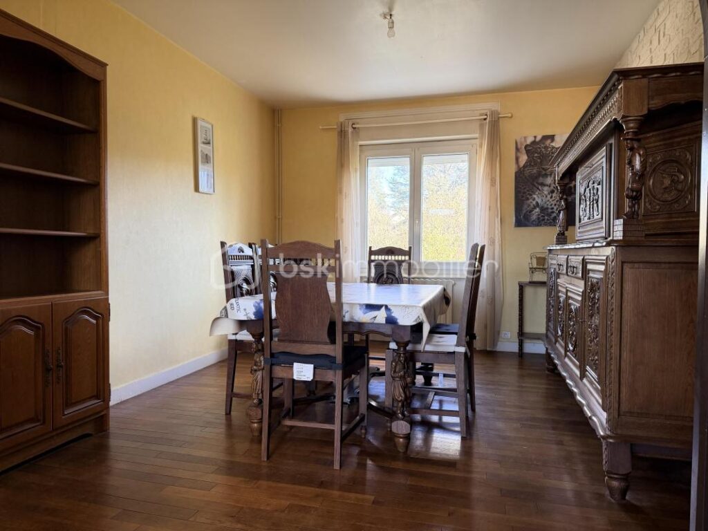 Maison Familiale – 7 pièces – 5 chambres – 155 m²