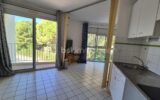 A VENDRE APPARTEMENT STUIDO 26M² A SAINT CYPRIEN – COTE PLAGE – PROCHE DE TOUS LES COMMERCES DE PLAGES ET DU PORT – ASCENSEUR – FAIBLES CHARGES – 1 pièce – NR chambres – 26 m²