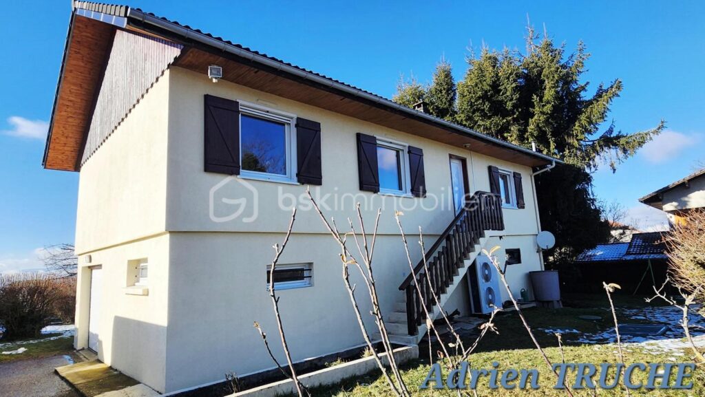 Hauteurs de Choisy – Vue dégagée – Vaste terrain plat – 5 pièces – 4 chambres – 114 m²